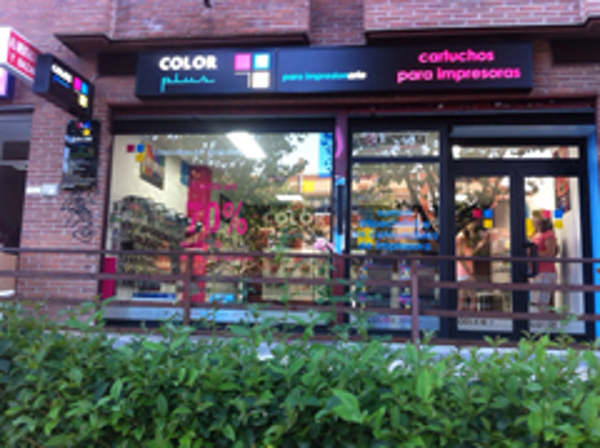 La franquicia Color Plus Madrid San Sebastián de los Reyes, abre sus puertas al público