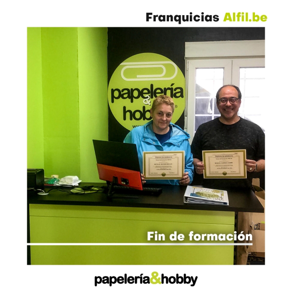 ¡Increíble fin de formación en Papelería&Hobby en Santiago de Compostela!