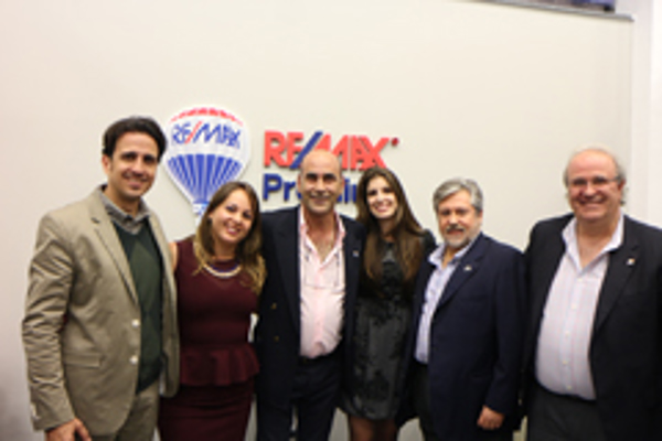 Re/max premium inaugura las nuevas instalaciones de su franquicia en Villaviciosa de Odón