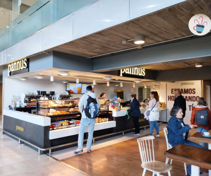 La franquicia Pannus Café celebra el Carnaval abriendo un establecimiento en el Aeropuerto de Tenerife Norte