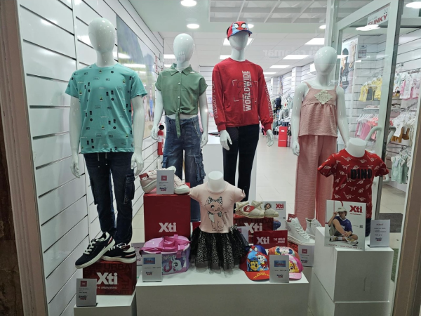 Nueva tienda de moda infantil en Andújar: Reprepol inaugura un gran espacio con córner exclusivo de XTI