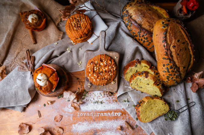 La franquicia Levaduramadre celebra el otoño con hogazas de calabaza, el regreso de su muffin y una nueva cookie artesanal