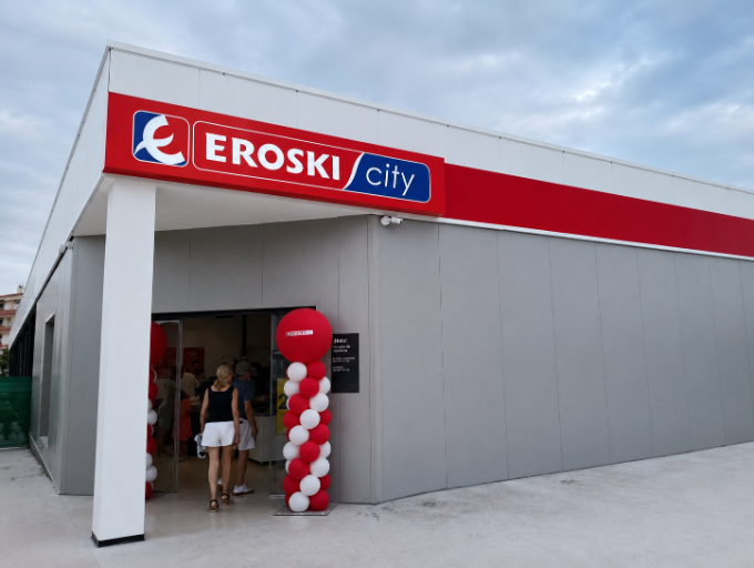 Eroski inaugura un nuevo supermercado franquiciado en Elche, Alicante