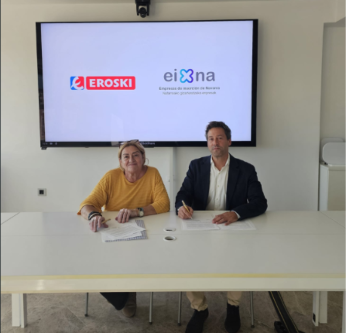 Franquicias Eroski y Eina firman un acuerdo para impulsar la inserción laboral en Navarra