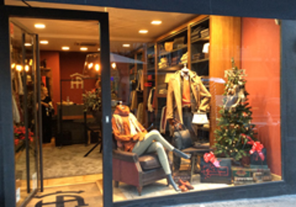 La inauguración de la nueva tienda en Madrid de las franquicias Hierro y Albero: ¡¡todo un éxito!!