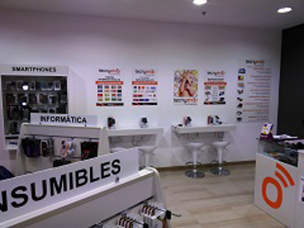 Tecnyshop móviles Libres abrió su nueva franquicia en Las Palmas de Gran Canaria 