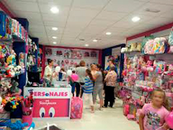 Mis Personajes, anuncia la apertura de su nueva franquicia realizada el día 12 de Diciembre del 2014