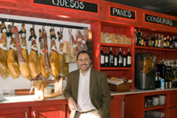 Taberna El Papelón inaugura una franquicia de más de 300 m2, en el distrito madrileño de Chamartín
