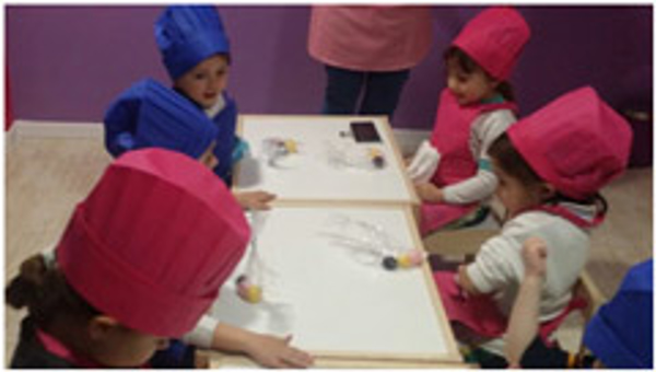 Primer curso de pastelería creativa a cargo de CraftCake en la franquicia Amicus 