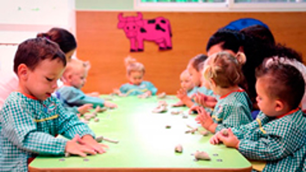 La franquicia Artesanitos pone en marcha el primer canal  de modelado para niños en YouTube