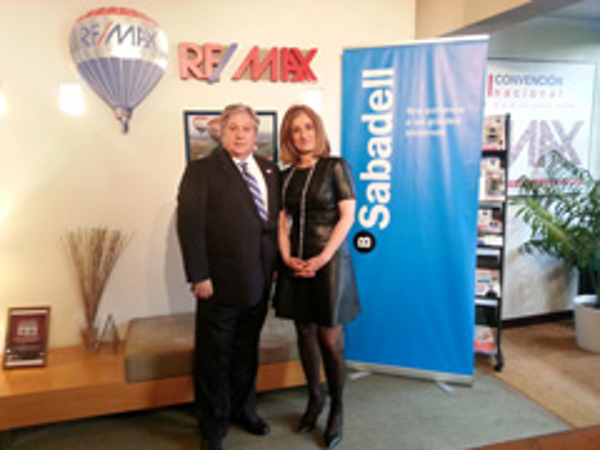 La franquicia Re/Max España y Banco Sabadell firman un acuerdo de financiación en la compra de vivienda