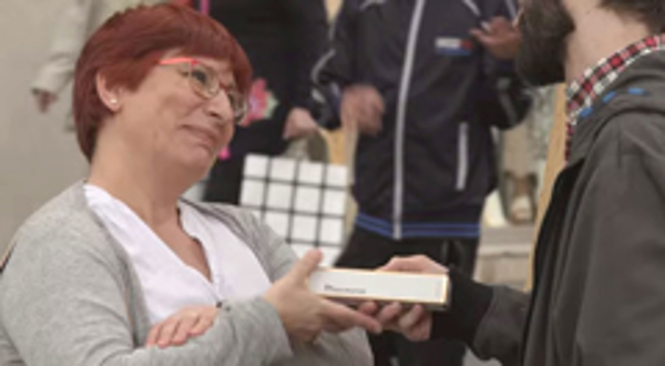 Equivalenza revoluciona las redes sociales con su campaña #cojolapuertaymevoy