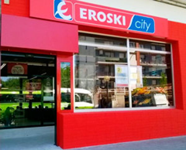  Eroski abre hoy una nueva franquicia de supermercado en Igorre      