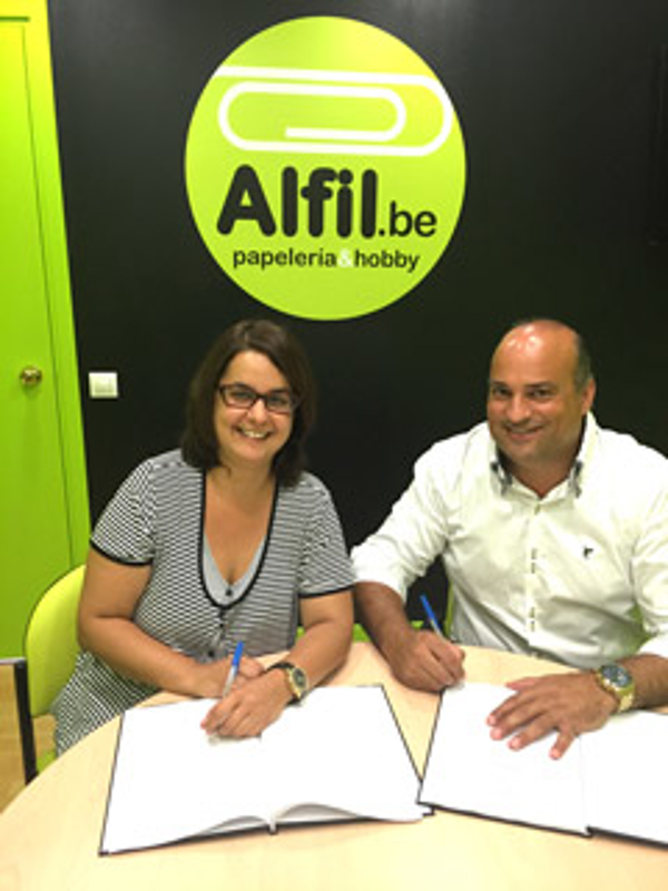 Nueva firma de la franquicia de papelería & Hobby Alfil.be en Icod de los Vinos