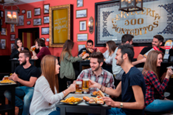 La red de franquicias 100 Montaditos incrementa sus ventas un 3,2% respecto al año anterior