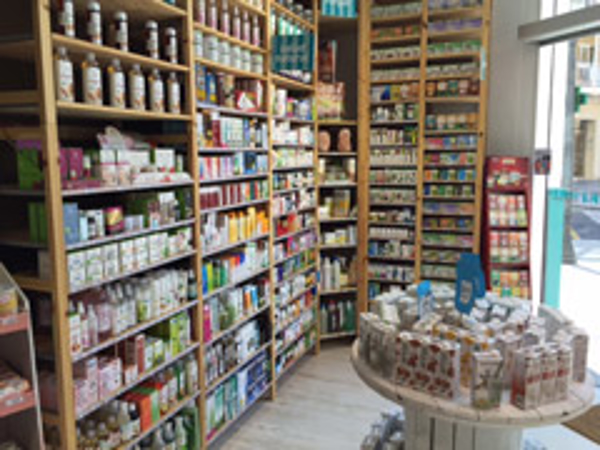 La red de franquicias InnerNature ofrece 10.000 referencias de las marcas más prestigiosas