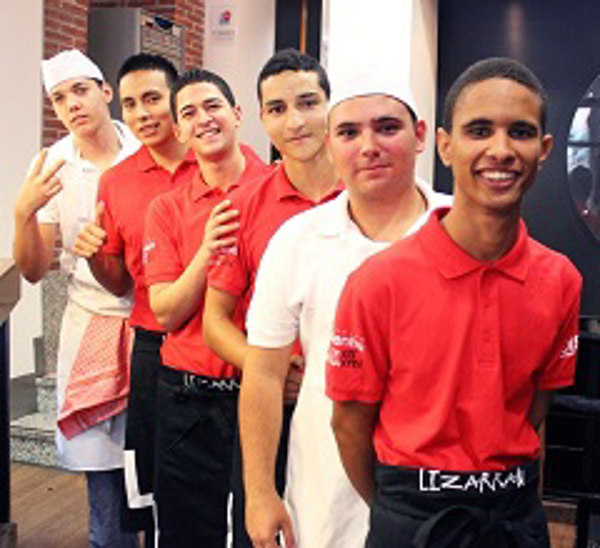 LIZARRAN reparte 10.200 bocadillos entre los más desfavorecidos