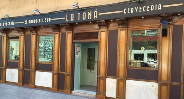 Madrid cuenta con dos nuevas franquicia de Cervecería La Toná