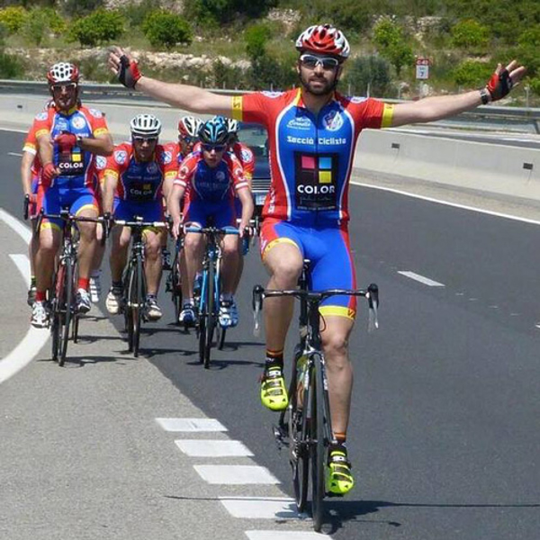 La red de franquicias Color Plus siempre apoyando el deporte, esta vez al ciclismo