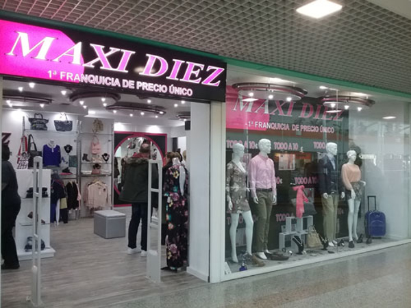 Doble apertura de franquicias propias Maxi Diez en Jerez de la Fra y Alcalá de Guadaira