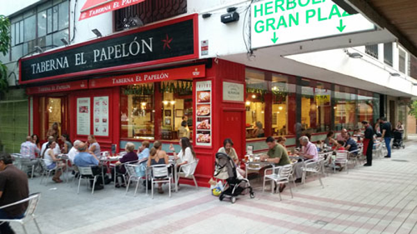 Éxito de apertura de la franquicia Taberna El Papelón en Sevilla