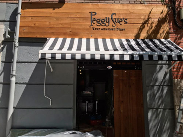Peggy Sue's renueva la imagen de diner americano de sus franquicias