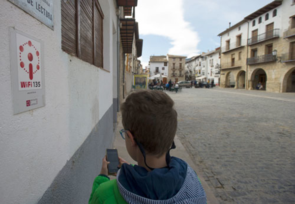 La franquicia Akiwifi prevé un verano histórico