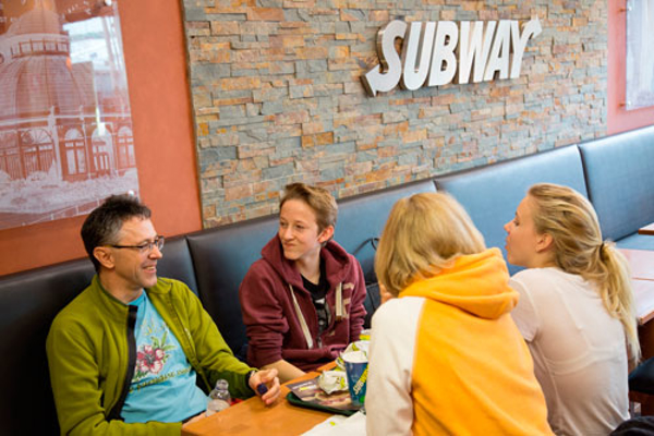 Puerto Banus recibe la apertura de una nueva franquicia Subway
