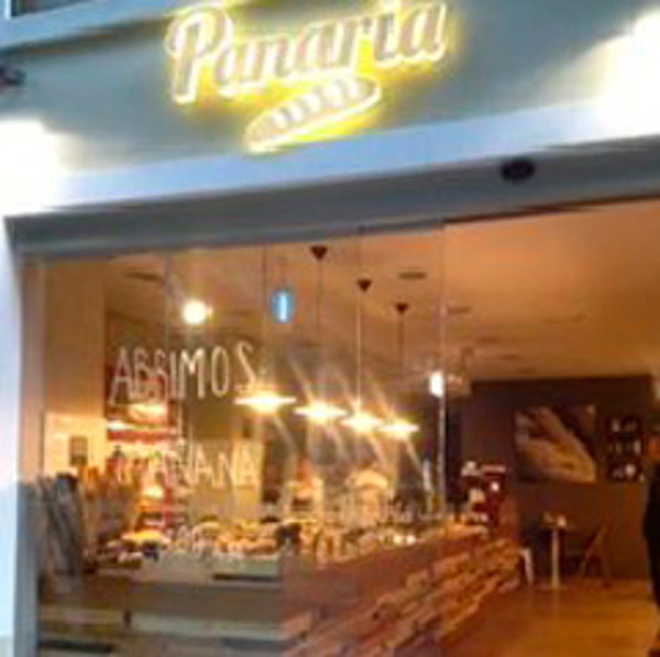 Panaria inaugura su primer centro dentro de Hipercor