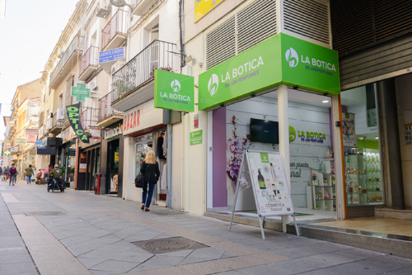 La franquicia La Botica de los Perfumes se consolida en España y lanza su imagen renovada