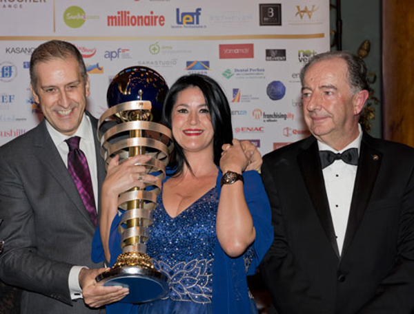 Cindy López, franquiciada de la franquicia Yves Rocher España premiada como Mejor Franquiciada del Mundo en Best Franchisee of the World