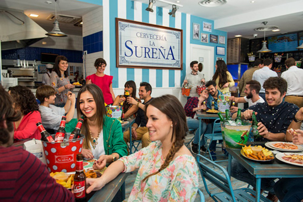 El optimismo invade las franquicias de cervecería La Sureña 