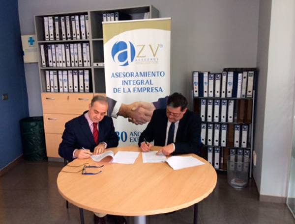 La franquicia AZV Consulting e INFOCIF firman un acuerdo de colaboración