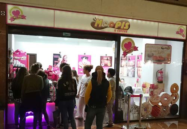 Moopis & Coffee abre una nueva franquicia en el Centro Comercial Montigala en Badalona
