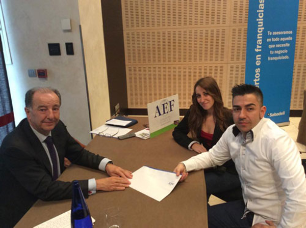 La AEF sigue confiando en la franquicia Minnistore como miembro de pleno derecho