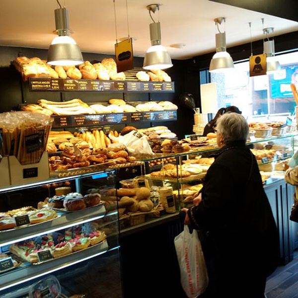 Pannus abre dos franquicias panaderías-cafeterías, en Badalona y Madrid