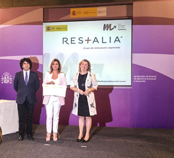 La red de franquicias Restalia se compromete a aumentar la presencia de mujeres en puestos directivos a través de Más Mujeres, Mejores Empresas