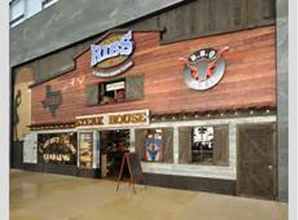 Apertura en  de la franquicia Ribs en Alfafar Valencia.