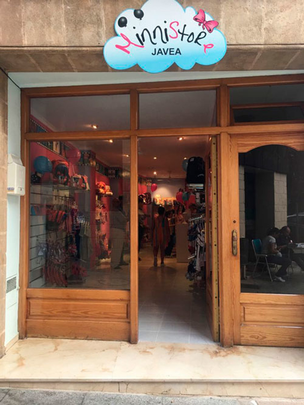 La red de franquicias MinniStore realiza una nueva apertura en Javea