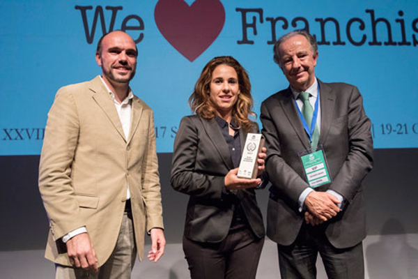 Eroski recibe el premio a la Mejor Franquicia de Comercio de España