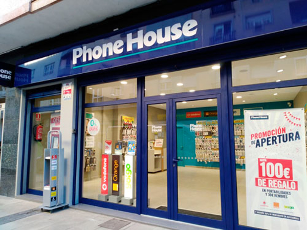 Sexta franquicia inaugurada en Lugo por Phone House 