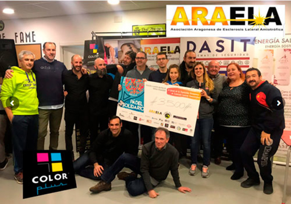 Éxito del torneo de pádel solidario a favor de Araela en Zaragoza, organizado por las franquicias Color Plus