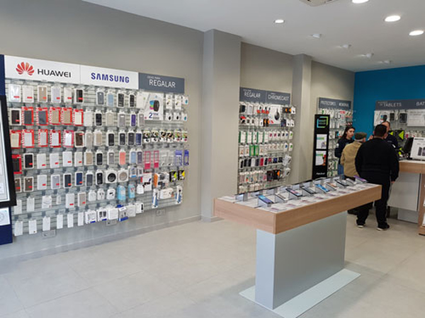 Phone House abre su primera franquicia en Alhaurín de la Torre y La Carlota 