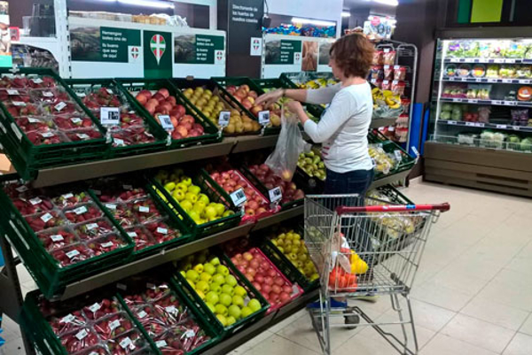 Eroski inaugura una nueva franquicia en la localidad vizcaína de Orozko