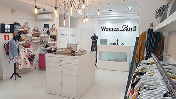 ¿Que ofrece la franquicia WomenLand a sus franquiciados?