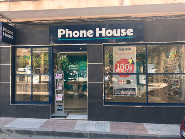 Phone House abre sus primeras franquicias en Bailén y Alcaudete 