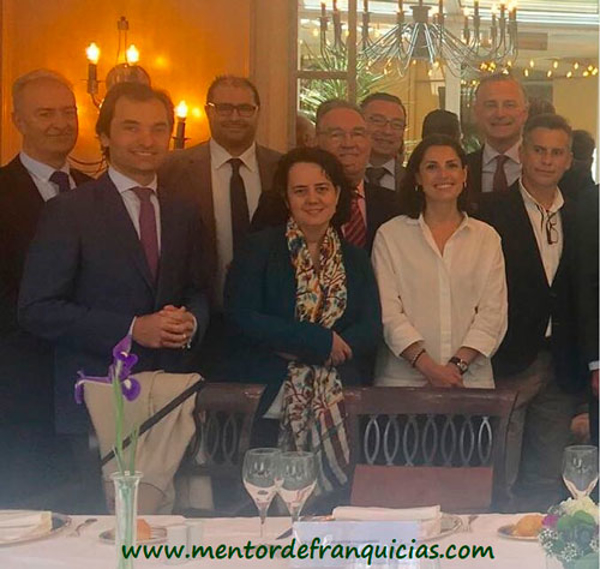 La franquicia Dulzia asiste a la primera comida de trabajo de la AEF