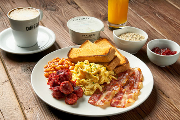 El brunch llega a las franquicias Café&Tapas 
