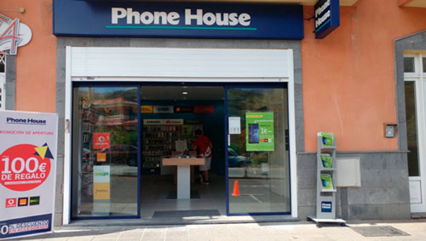 Phone House inaugura su primera franquicia en Icod de los Vinos, Tenerife