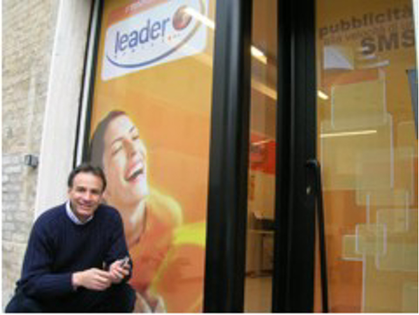 Leader Mobile  crea y patenta el innovador programa Fidelity Point. 